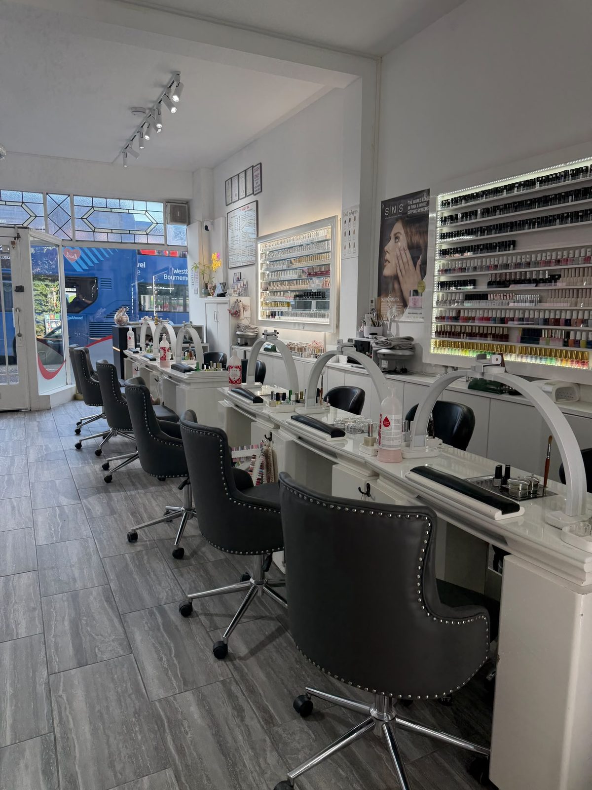 Nail stations 6
